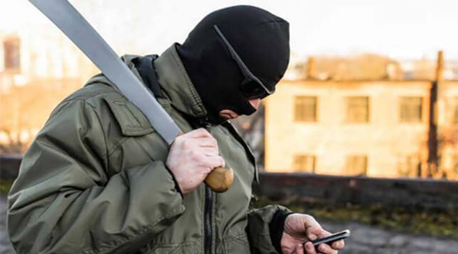 نکاتی در خصوص محاربه به قلم وکیل_موسسه حقوقی محمدرضا مه دادگر